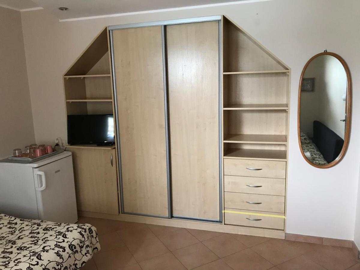 Pokoje Goscinne Reja Władysławowo Exteriör bild