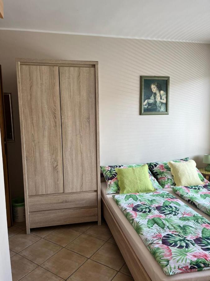 Pokoje Goscinne Reja Władysławowo Exteriör bild